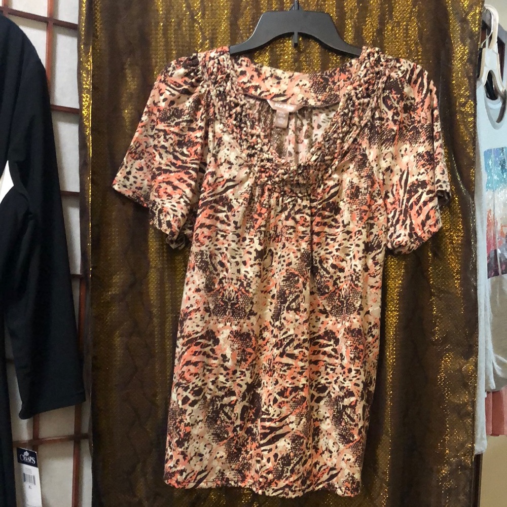 White stag shirt